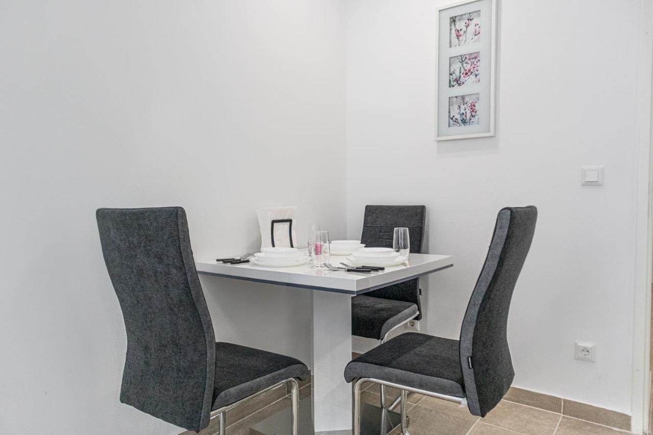 9 Min From City Center - Lovely Studio Near U1 Reumannplatz Bécs Kültér fotó