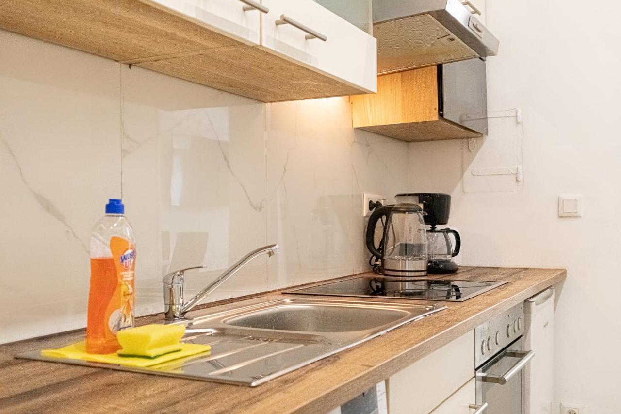 9 Min From City Center - Lovely Studio Near U1 Reumannplatz Bécs Kültér fotó